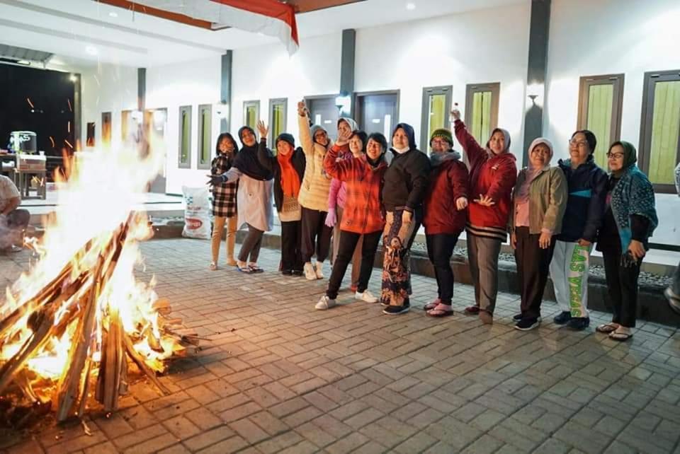 Bromo Backpacker Tosari Apartment Pasuruan Exterior photo